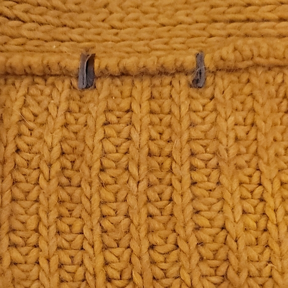 Chunky Knit Womens Mustard Yellow Cardigan Sweater Wool Alpaca Blend - Picture 8 of 9